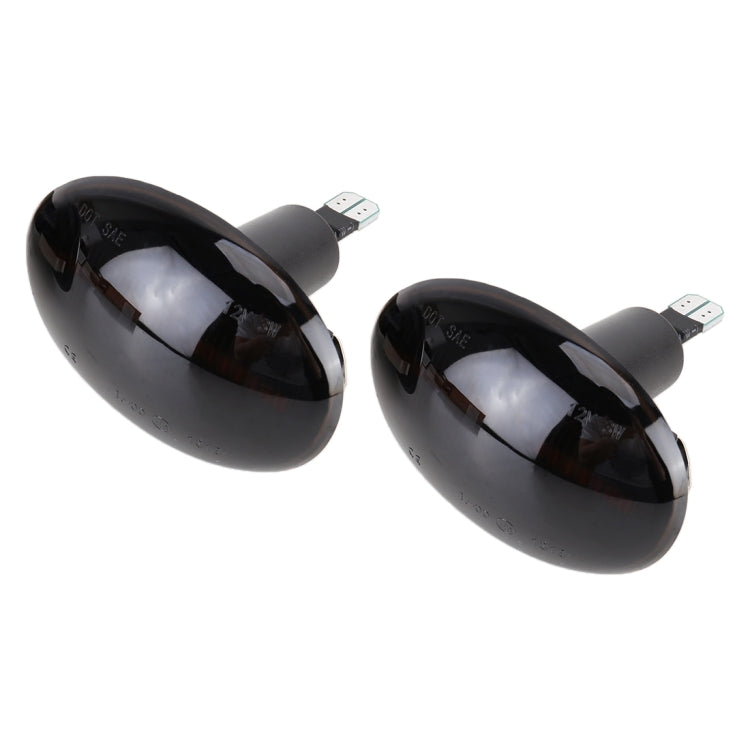 2 PCS DC12V / 3W Car LED Dynamic Blinker Side Lights Flowing Water Turn Signal Light for BMW Mini Cooper, Amber Light