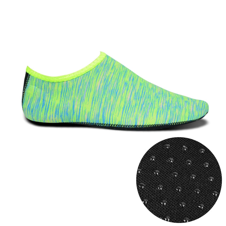 Non-slip Plastic Grain Texture Thick Cloth Sole Printing Diving Shoes and Socks, One Pair, Series 1