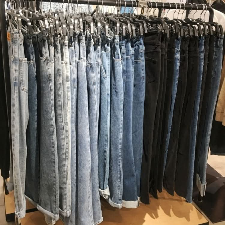 100-Pack Bulk Buy Jeans, Clearance Clothes Insanely Low Prices, Style and Size & Color Match Randomly