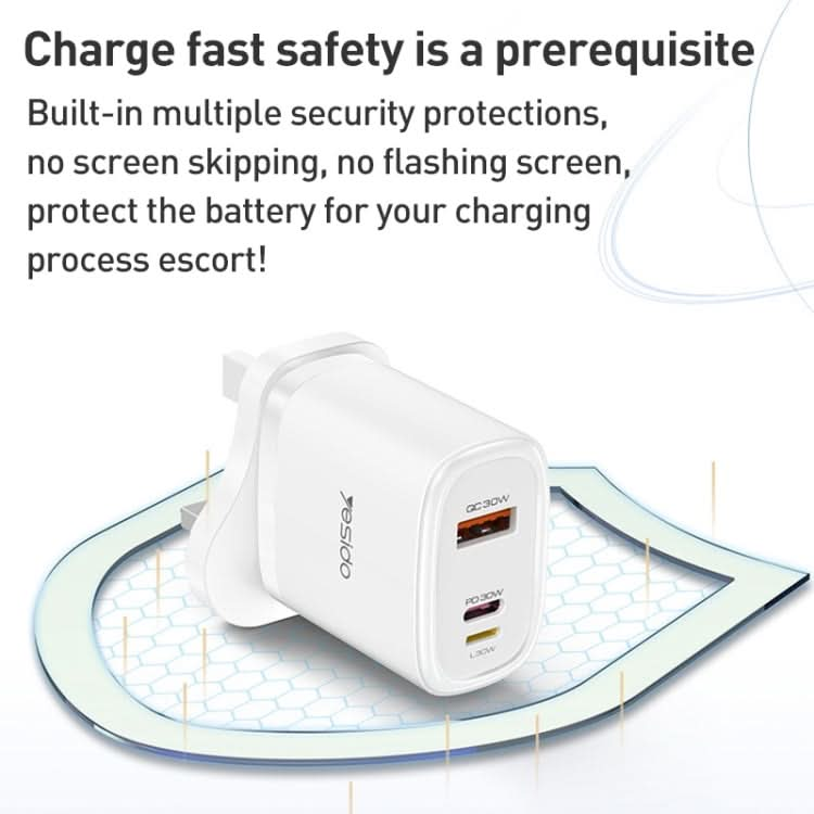 Yesido YC51 30W USB-C / Type-C + USB + 8 Pin Travel Charger with 1m Type-C to 8 Pin Cable, UK Plug