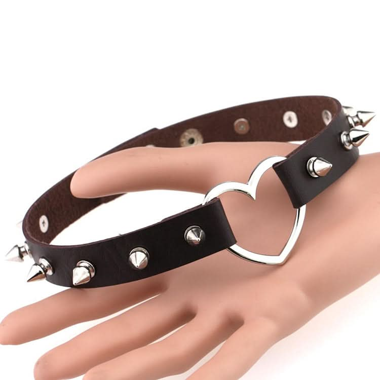 Punk Style Fashion Heart Shape Leather Rivet Necklace Collar, Random Color Delivery Reluova