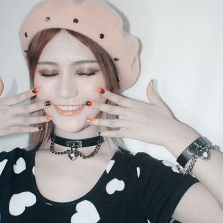 European and American Harajuku Punk Heart-shape Lock Leather Collar Choker Bracelet, Random Color Delivery Reluova