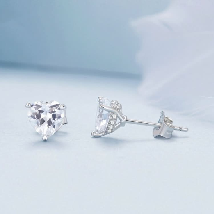 BSE853 Sterling Silver S925 White Gold Plated Sparkling Heart Stud Earrings Reluova