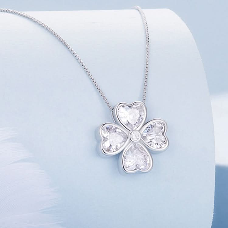 BSN334 Sterling Silver S925 White Gold Plated Lucky Clover Pendant Necklace Reluova