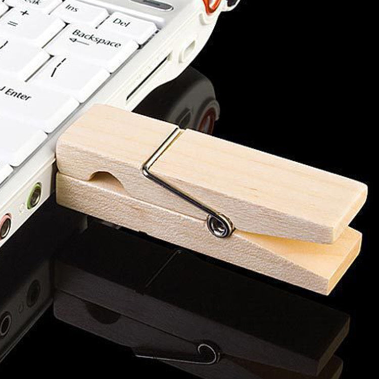 4 GB Wood Clip Style USB Flash Disk