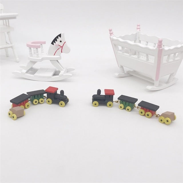 3 PCS Mini Wooden Train Simulation Model Doll House Mini Accessories