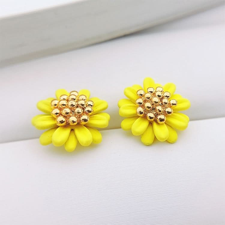 Cute Sweet Fashion Fresh Small Daisy Flower Stud Earrings for Girl Reluova