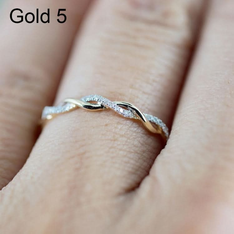 Woman Classical Cubic Zirconia Twist Shape Ring Reluova