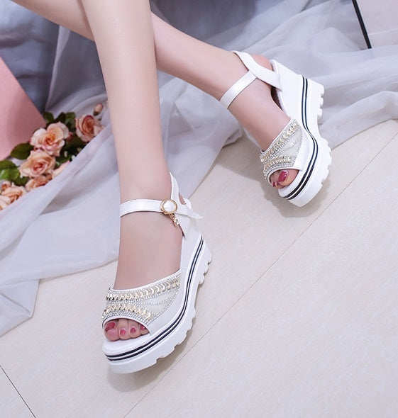 Word Buckle With Rhinestone Platform Sponge Sandals