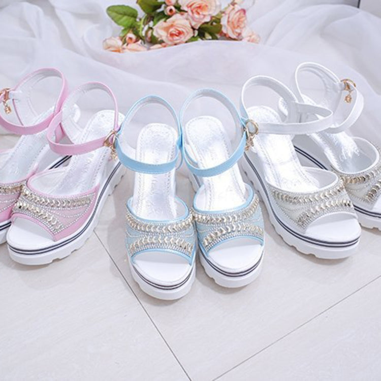 Word Buckle With Rhinestone Platform Sponge Sandals