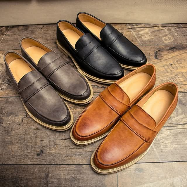 British Style Pointed Shoes Versatile Casual Shoes Slip-on Men Shoes Reluova