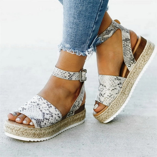 One-button Buckle Platform Women Sandals