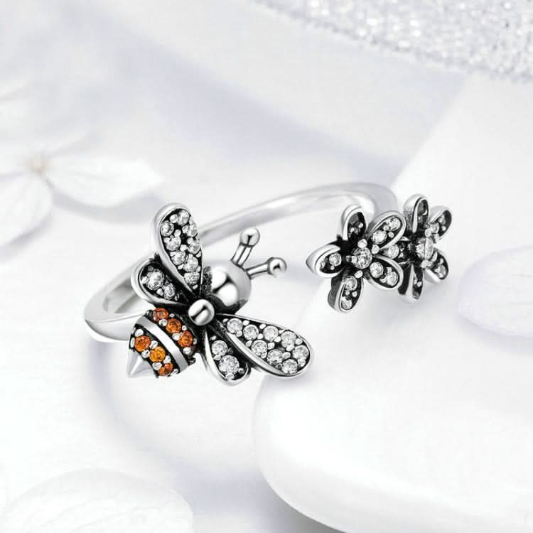 Bee Story Inlaid Zircon S925 Sterling Silver Ring Reluova