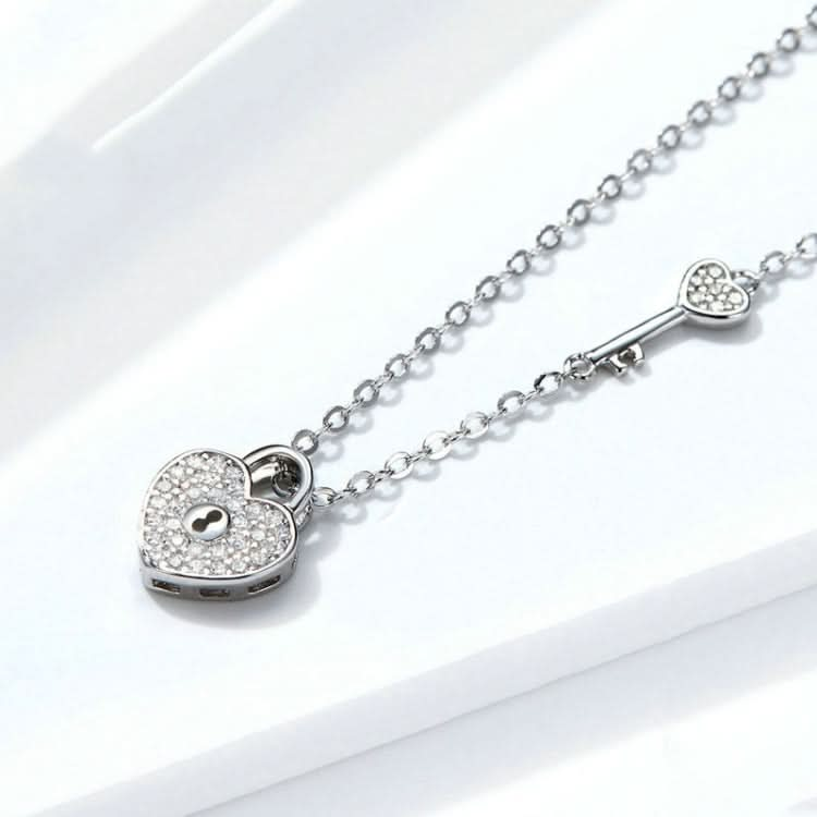 S925 Sterling Silver Platinum Plated Heart Lock Necklace Girls White Inlaid Zircon Key Jewelry Reluova