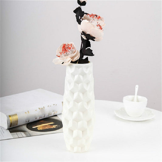 Diamond Shaped Plastic Vase Dry and Wet Flower Arrangement Container Creative Desktop Decoration