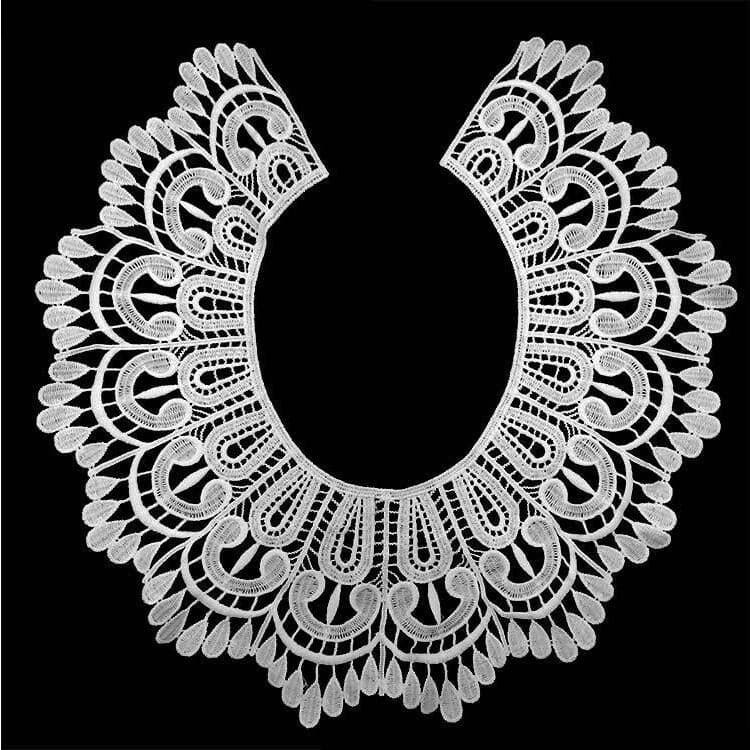 Milk Silk Lace Embroidered Collar Three-dimensional Hollow Fake Collar DIY Clothing Accessories, Size: 32 x 32cm Reluova