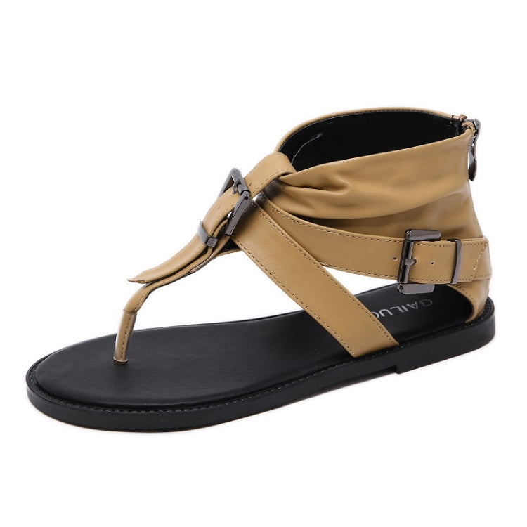 Ladies Belt Buckle Flip Flops Casual Flat Sandals