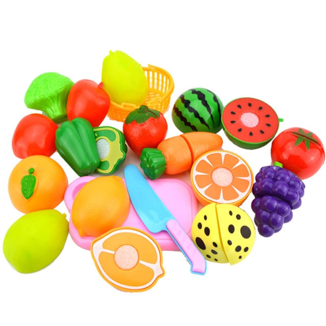 Pretend Play Plastic Food Toy Cutting Fruit Vegetable for Children, Random Color and Style Reluova