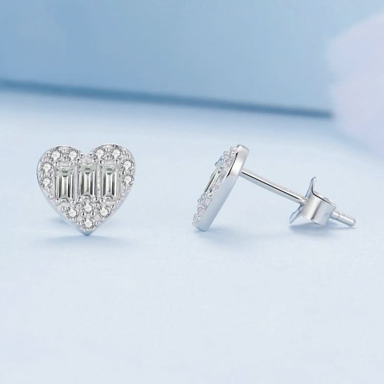 Sterling Silver S925 Plated Platinum Sparkling Zirconia Heart Stud Earrings Reluova