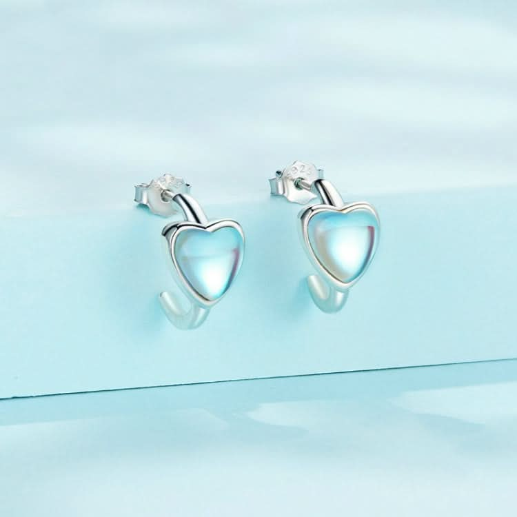 S925 Sterling Silver Synthetic Moonstone Heart Stud Earrings Reluova