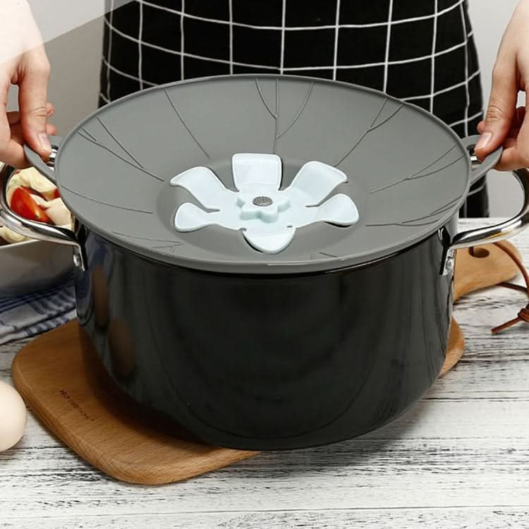 Silicone Flower Spill-proof Pot Lid Rotatable Pot Lid Kitchen Gadget, Size: Reluova