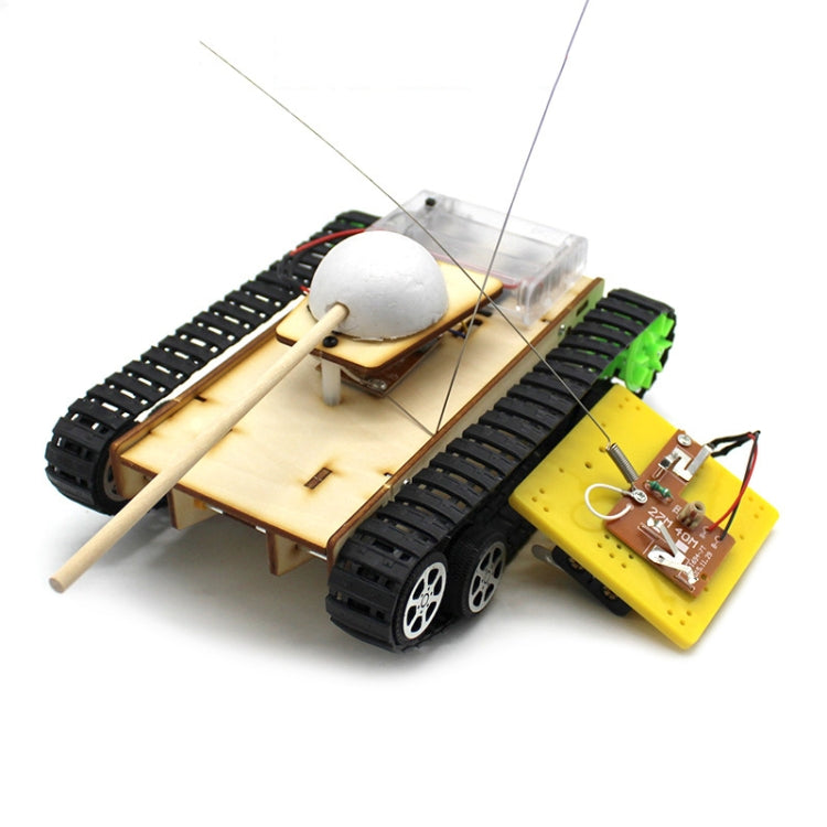 Wooden Electric Simulation Crawler Tank DIY Toy Assembly Model,Spec: