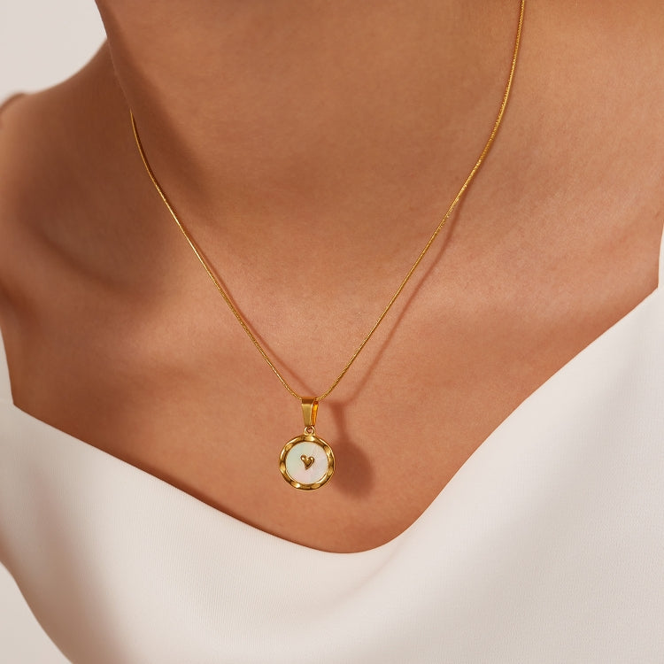 Stainless Steel Round Heart Pendant Temperament Collarbone Chain